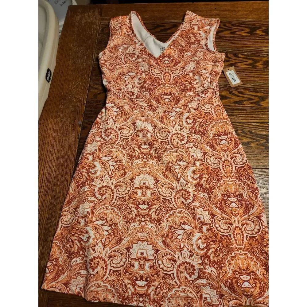 NWT Title Nine Double Dare Paisley Athletic Dress Red/Orange V Neck Sleeveless s - Picture 2 of 6
